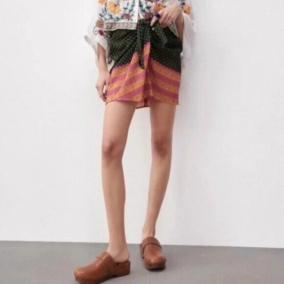 NWOT Zara multicolour dual print boho-inspired mini skirt w/ trim accent, XS - Picture 9 of 16
